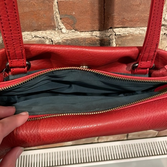 Red Matt & Nat vegan leather crossbody purse - Picture 5 of 7